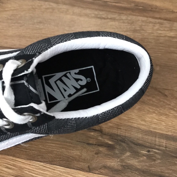 VANS OLD SKOOL PLATFORM BRAND NEW - Picture 7 of 14